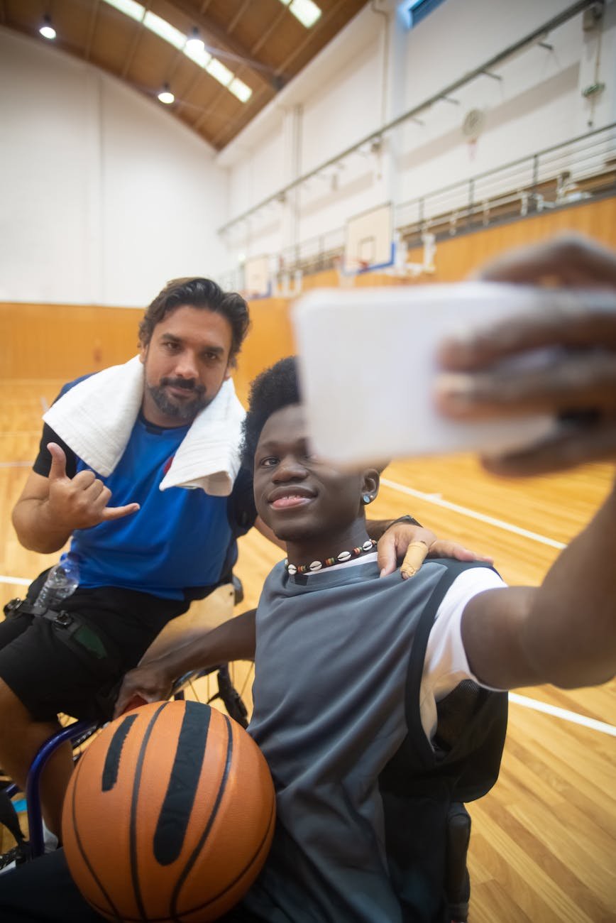深度解析在线娱乐_爱游戏博弈策略与风险管控